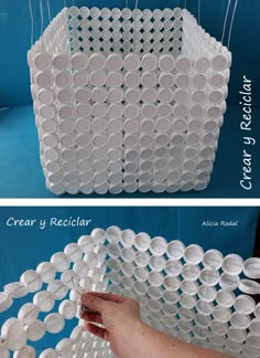 two pictures showing the process of making a chandelier out of plastic cups and paper plates