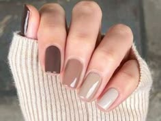 Uñas Color Nude, Fall Toe Nails, Kutek Disney, Fall Gel Nails, Her Nails, Cute Gel Nails, Beautiful Nail Designs, Brown Nails