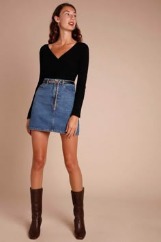 Rouje Style, Rouje Clothing, Mini Skirt Winter, Denim Mini Skirt Outfit, Outfits Faldas, Skirt Winter, Denim Skirt Outfits, Miniskirt Outfits, Winter Skirt