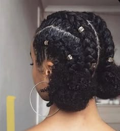 Low Space Buns, Mixed Race Hairstyles, Best Hair Shampoo, Heart Shaped Face Hairstyles, Hairstyle App, Natural Hair Shampoo, Natural African American Hairstyles, Protective Hairstyles For Natural Hair, Hair Care Regimen