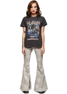 Star bell bottoms Star Bell Bottom Jeans, Printed Bell Bottoms, Future Wardrobe, Bottom Jeans, Def Leppard, Grey Denim, Bell Bottom, White Label, Retro Stil