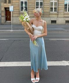 Casual Midi Summer Dresses, Balletcore Outfits Summer, Portugal Fashion Spring, French Asethic Outfits, Blue Cute Outfits, Outfits For Pale Skin, Ethereal Outfit Casual, Balletcore Summer, Skirt Wedding Outfit