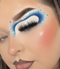 Makeup Light, Work Makeup, Makeup Eyes, Eyes Makeup, Blue Makeup, Blue Eye, Light Makeup, Blue Eye Makeup, Drag Race