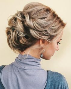 Elegant Pinned Back Updo Loose Updo, Twisted Updo, Peinados Recogidos, Wedding Guest Hairstyles, Trendy Wedding Hairstyles, Low Bun, Penteado Cabelo Curto, Wedding Updo, Wedding Hair And Makeup