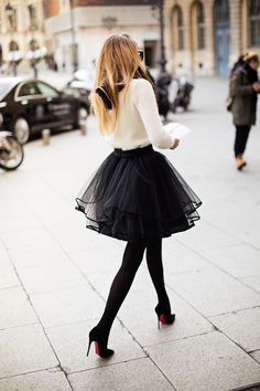 http://www.pinterest.com/AnnaEEvents/ Rok Midi, Tule Rok, Gonna In Tulle, Skirt Tutu, Skirt Tulle, Skirt Denim, Looks Black, 가을 패션