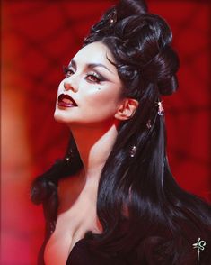 Drag Make-up, Dark Red Lips, Vampire Makeup, Halloween Beauty, Halloween Tattoo, Romantic Goth, Goth Makeup, Vanessa Hudgens, Celebrity Makeup