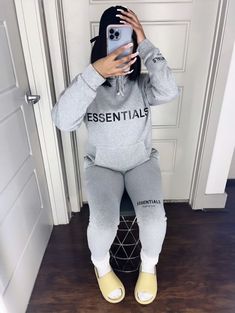 Sweatpants Outfit Black, Teenage Fashion, Lazy Outfits