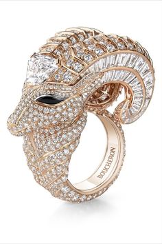 Boucheron diamond, onyx and pink gold Gazelle ring from the Carte Blanche Ailleurs High Jewellery collection High Jewellery, Mens Gold Jewelry, Organic Rings, High Jewelry, Boutique Jewelry, Jewellery Collection, Pink Gold