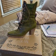 Boots Like New.. Casual Green Lace-up Boots, Bohemian Boots Free People, Green High-top Lace-up Outdoor Boots, Green Lace-up Winter Boots, Trendy Green Ankle-high Platform Boots, People Brand, Green Boots, Free People Shoes, Brand Me