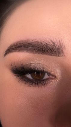 Makeup Inspo Smokey Eye, Day Party Eye Makeup, Hoco Makeup Green Eyes, Natural Brown Smokey Eye, Under Eye Smokey Makeup, Bridal Makeup For Brown Eyes Round Face, Soft Glam Brown Eyeshadow, Makeup Inspo Eyeshadow, Soft Glam Makeup Looks Blue Eyes