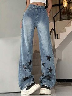 Star Clothing, Painted Jeans, Painted Clothes, Jeans Diy, Jeans Rock, Women Denim Jeans