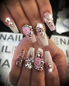 Ongles Bling Bling, Nail Designs Bling, 3d Nail Designs, Nail Design Video, Pink Nail Art, Nail Polish Designs, Luxury Nails, Unique Nails, Coffin Nails Designs