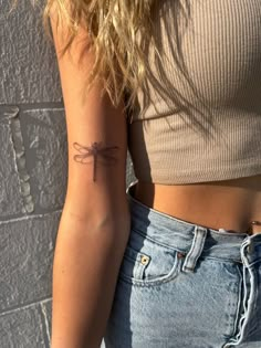 Tattoo Blonde Hair Jeans White Background Dragonfly Tan Dragonfly Tattoo On Arm, Dragonfly Tattoo Wrist, Dragonfly Tattoo Placement, Dragonfly Tattoo Arm, Dragonfly Tattoo Meaning, Tatted Girl, Dragonfly Fashion