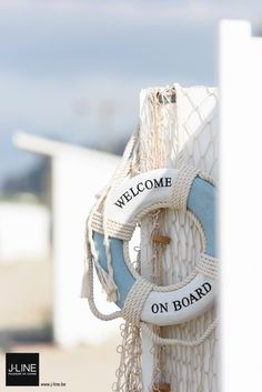 Image Zen, Deco Marine, Welcome On Board, Cottage By The Sea, Seaside Cottage, Beach Living, Beach Aesthetic, Beach Cottages, Coastal Style