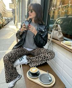 Leapord Pants Fit, Leopard Cargo Pants Outfit, Leopard Print Trousers, Leopard Bell Bottoms Outfit, Cheetah Print Jeans Outfit, Leopard Jeans Outfit 2024, Leopard Print Trousers Outfit, Leopard Print Jeans Outfit, Animal Print Pants Outfit