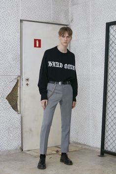 street style |tailored pants Ideal Guy, Street Couture, Scene Fashion, Best Mens Fashion, Dope Fashion, Men Street, Fashion Line, Fashion Mode, Mens Street Style