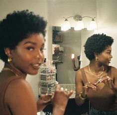 4c Hairstyles, Short Natural Hair Styles, Brown Aesthetic, Afro Hairstyles, Black Girls Hairstyles, Brown Skin, Curly Hair Styles Naturally