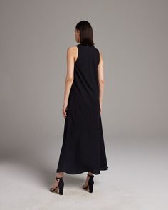 Make an effortless statement with our soft linen maxi dress. The lightweight linen blend makes this the perfect piece for a relaxed warm-weather look. Pair with the Linen Featherlight Blouse or Loose Knit Linen Sweater. 45% Rayon, 55% Linen Made in New York City Casual Viscose Maxi Dress For Evening, Casual Evening Maxi Dress In Viscose, Elegant Maxi Dress With Side Slits For Vacation, Summer Workwear Long Maxi Dress, Long Summer Maxi Dress For Work, Summer Workwear Maxi Dress, Sleek V-neck Maxi Dress For Spring, Sleek V-neck Maxi Dress For Summer, Linen Chic Maxi Dress