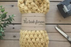 there is a crochet pot holder with a label on it that says, this took forever