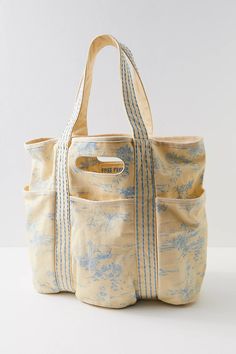 Printed Caravan Tote | Free People Pretty Bags, Oversized Style, Cute Bags, Sewing Bag, Pocket Detail, Tote Bag Design, Canvas Bag, Things To Buy, Caravan