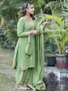 Light Green Punjabi Suit, Latest Colour Combinations In Suits 2023, Pista Colour Dress, Pista Colour Combination, Green Punjabi Suit, Boutique Punjabi Suits Party Wear, Suits For Women Indian Punjabi, Oktoberfest Hair, Pista Colour