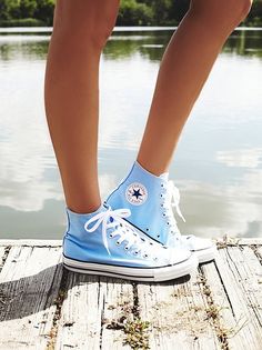 Converse Bleu, Boty Converse, Hi Top Converse, Converse Aesthetic, Baskets Converse, Converse Outfits, Cute Converse, Sneaker Outfits, Sneaker Trend