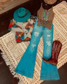 Cute Western Outfits, Halloween Western, Western Girl Outfits, Cowboy Outfit, Cute Cowgirl Outfits, Casual Country Outfits, Cowgirl Style Outfits, Southern Outfits, Fest Outfits