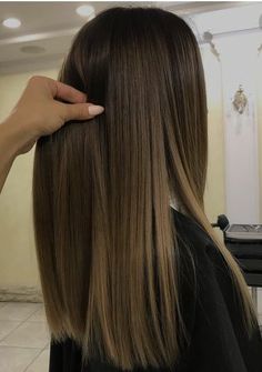 Brunette Bayalage, Balayage Bangs, Bayalage Brunette, Ash Brunette, Straight Brown Hair, Brown Hair Cuts, Hair Color Flamboyage, Ash Balayage, Coffee Brown Hair