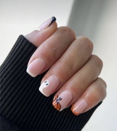 #nailtech #nails #gelnails #fallnails #nailart #naildesigns #autumnnails #nailinspiration #nailtrends #nailsofinstagram #nailsoftheday #nailsoftheweek #nailpolish #nailswag #nailgoals #nailaddict #naillove #nailfashion #nailobsessed #nailcommunity #pinterestnails Simple Halloween Nails Short Pumpkin, Short Gel Nail Designs Halloween, Cute Simple Halloween Nails Short, Basic Halloween Nails Short, Simple But Cute Halloween Nails, Simple Pumpkin Nail Art, Halloween Simple Nail Designs, Halloween Nails Biab, East Halloween Nails