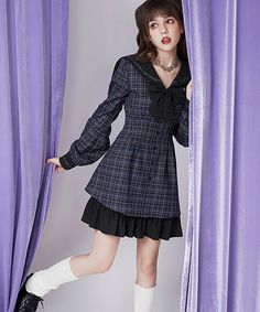 A plaid dress like Madonna of the school that will be the center of attention as soon as you walk. It has a sailor-style design that every girl longs for at least once, and the large ribbon and frills on the hem make it a cute girl no matter where you look at it. We recommend pairing it with white loose socks. 




 <color>



 navy 









 <Size>

 S: Length 78cm, Chest 84cm, Shoulder 36.5cm, Sleeve 62cm, Waist 64cm
 M: Length 79cm, Chest 90cm, Shoulder 37.5cm, Sleeve 63cm, Waist 90 Shoulder, Loose Socks, Student Girl, Sailor Fashion, Sailor Collar, Check Dress, Layer Dress, Navy Blue Dresses, Character Outfits