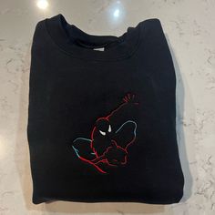 Please Allow Up To A Week To Ship Design Size Is 7x5 -Unisex Sizing True To Fit -Embroidered Design -Use Gildan Brand For Crewnecks, However There May Be A Substitute For A Similar Brand -Available In S, M, L, Xl, 2xl Size Of Design Is The Same For All Sizes Of Crewnecks So Design Will Look Smaller On A 2xl Compared To A S Material Is 50/50 Cotton/Polyester *Colors May Vary Slightly* Spiderman Crewneck, Spiderman Clothes, Spiderman Graphic, Gymshark Hoodie, Spiderman Outfit, Lululemon Sweatshirt, Ship Design, Nike Sportswear Women, Hooded Flannel