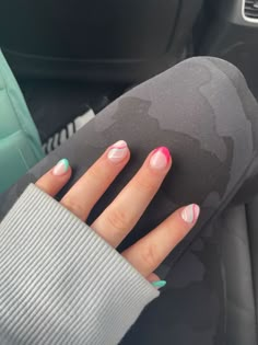 Cute Gel Nails For School, Cute Nails For Back To School Short, Cute Back To School Nails For Teens, Back To School Short Nails, Back To School Nails For Teens, Teen Nail Designs, First Day Of School Nails, Cute Back To School Nails, Preppy Nails