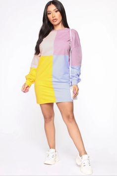 If you're not already obsessed with shirt dresses, you will be after you own our Color Block Dream Dress. It's an easy, breezy way of life and there will be no looking back! Yellow Long Sleeve Dress, Multicolored Dress, Tunic Sweatshirt, Round Neck Dresses, Color Dress, Hip Dress, Fashion Pattern, Long Sleeve Tunic, Sweatshirt Dress