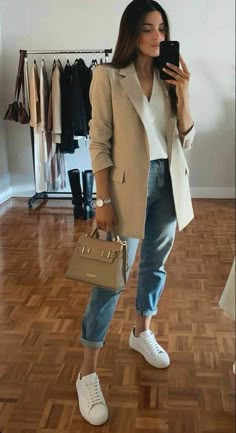 Smart Casual Women, Lawyer Fashion, Fest Outfits, Office Outfit