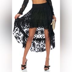 New With Tags Hypeach La Jolla Nights Black High-Low Skirt Size: Small Black High Low Skirt, Skirt High Waist, High Low Skirt, Black High Waist, La Jolla, Cute Skirts, Ruffle Skirt, Ruffle Hem, Side Zipper