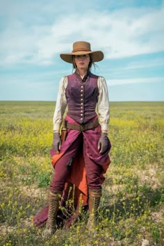 Western Saloon Outfits, Wild West Costume Women, Saloon Outfits, Cowboy Costume Women's, Old Western Outfits Women, Wild West Clothing, Chaske Spencer, English Outfit