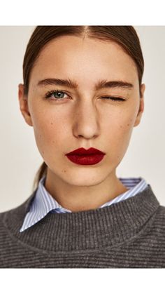 Nails Winter Simple, Ideas For Nails, Zara Fall, Bold Lip Color, Makeup Simple, Bold Lip, Nails Winter, Bold Lips