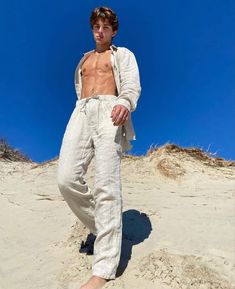 Mens Beach Outfits Aesthetic, Beach Fits Men Aesthetic, Mediterranean Outfit Men, Beach Outfit Aesthetic Men, Old Money Linen Pants, Aesthetic Beach Outfits Men, Beach Guy Aesthetic, Beach Men Aesthetic, Summer Aesthetic Men