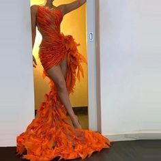 Prom Dresses Tight, Orange Prom Dresses, Long Gowns, Dresses Tight, Looks Chic, Jewel Neck, Event Party, Formal Party