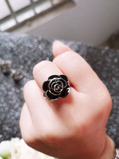 Rings- Black Rose Ring with CZ Micro Pave Christmas New Year Party Jewelry Vintage Flower Rings for Women Model Number:32956610664 Material: Zinc Alloy, Silver plated SIZE: #6 7 8 9 10; CONDITION: 100% Brand-new excellent craft PACKAGE CONTENT: 1pc ring, opp bag Black Rose Ring, Contemporary Loft, Flower Rings, Rings Black, Craft Packaging, New Year Party, Rose Ring, Party Jewelry, Color Ring