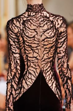 Zuhair Murad Fall 2013 Zuhair Murad Haute Couture, Tree Dress, Design Textile, فستان سهرة, Dreamy Dress, Zuhair Murad, Beautiful Gowns, Fashion Details