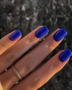 Nails Acrylic Short Square Blue, Oval Dark Blue Nails, Nails For A Navy Blue Dress, Blue Winter Nails Short, Simple Light Blue Nails, Shiny Blue Nails, Royal Blue And Black Nails, Dark Blue Nails Short, Nails Blue Short