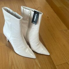 Express Brand White Boots; Snakeskin Pattern. Excellent Condition, Brand New With Tags Cream Pointed Toe Synthetic Boots, Cream Synthetic Pointed Toe Boots, Snakeskin Pattern, Stiletto Boots, White Boots, Shoes Heels Boots, Wedding Shoes, Snake Skin, Shoes Women Heels