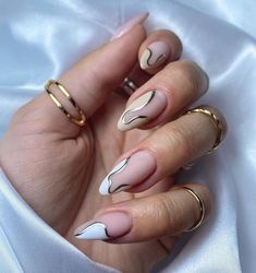 Madam Glam, Nails Yellow, Chrome Nails Designs, Casual Nails, Custom Shades, Silver Nails, Elegant Nails, Classy Nails