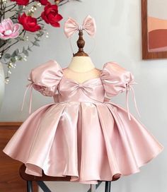 ️Luxury Elegant Fluffy Toddler Taffeta Dress With Lovely Bows Baby Toddler Special Occasion Dress | Gift for Baby | Vacation Outfit for Kid ONLY 3 IN STOCK - AVAILABLE FOR EXPRESS SHIPMENT 👸Wrap your little one in the season's magic with our luxurious toddler dress, crafted to make every moment sparkle. This enchanting dress features a classic round neck and soft buff sleeves adorned with two cute little bows. Made from elegant taffeta, it comes in charming color options of white and pink. The Luxury Kids Clothes, Baby Vacation, Newborn Baby Dresses, Luxury Baby Clothes, Toddler Wearing, Kids Frocks, Taffeta Dress, Girl Princess Dress, Special Occasion Dress