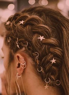 Trendy We Fryzurach, Hair Rings, Jungkook Aesthetic, Jungkook Abs, Grunge Hair, Scarf Hairstyles, Wedding Hair Accessories, Pretty Hairstyles, Hair Accessory