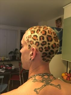 Cheetah Print Shaved Head, Cheetah Print Hair Shaved, Leopard Print Undercut, Leopard Print Hair Shaved, Leopard Print Buzzcut, Cheetah Print Buzzcut, Buzz Dyed Hair, Leopard Hair Dye, Bald Dyed Hair