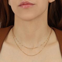 Solid Gold Box Chain Made in Italy. Model is wearing 16" and 18" stacked together.Each chain sold separately. 22k Gold Chain, Diamond Anklet, Platinum Bracelet, Platinum Chain, 18k Gold Chain, Bracelet Box, Solid Gold Chains, Platinum Jewelry, Gold Box