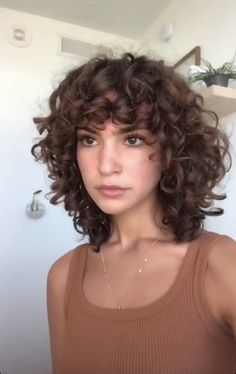 Natural Curly Hair, Short Brown Hair, Hairdos For Curly Hair, Curly Girl Hairstyles