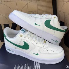 Nike Air Force 1 '07 Lv8 40th Anniversary Sail Malachite Dq7658-101 Men's 12.5 Brand New With Box Box Has No Lid Authentic Custom Air Force 1 Men, Air Force 1 Men, Jordan Women, Air Jordans Women, Custom Air Force 1, Nike Air Force 1 07, Sneakers Men Fashion, 40th Anniversary, Nike Air Force 1